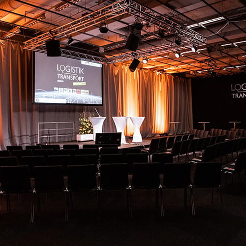 A rooms for medium meetings