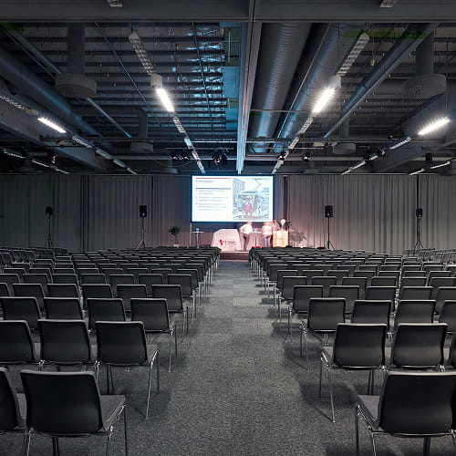 F rooms for medium meetings